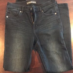 Women’s Express Jeans, size 6.